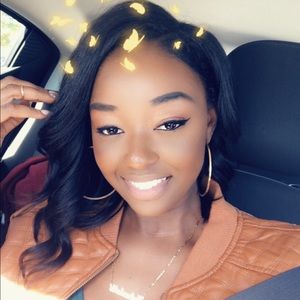 Meet your Posher, Rochelle